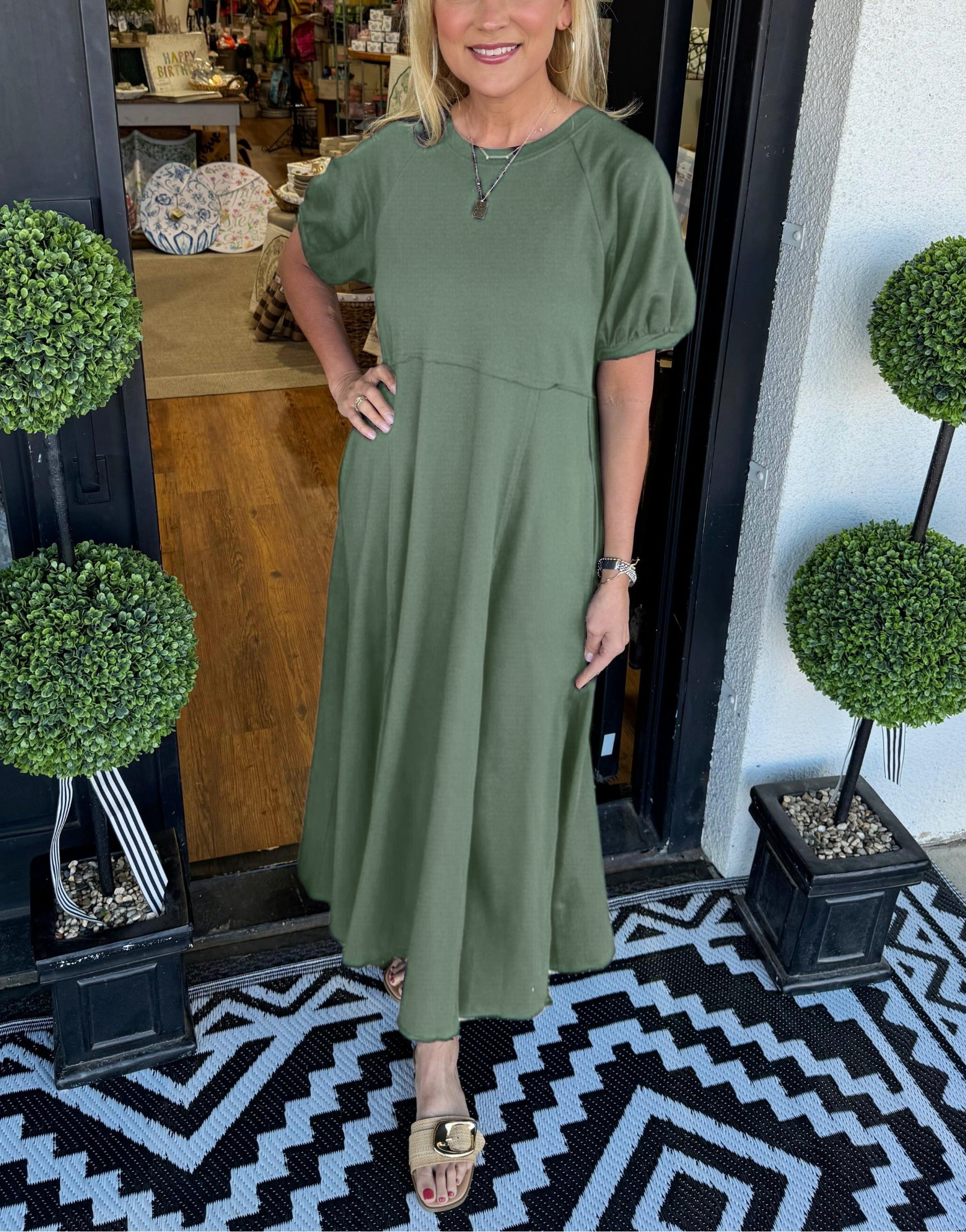 ALESSIA | Sukienka maxi z bufiastymi rękawami