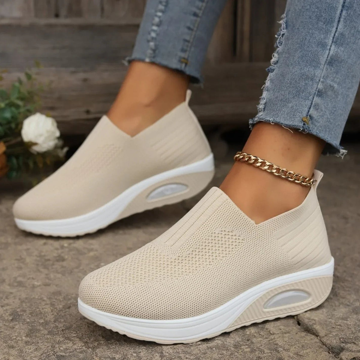 AMELIA | Buty z amortyzującą podeszwą 4