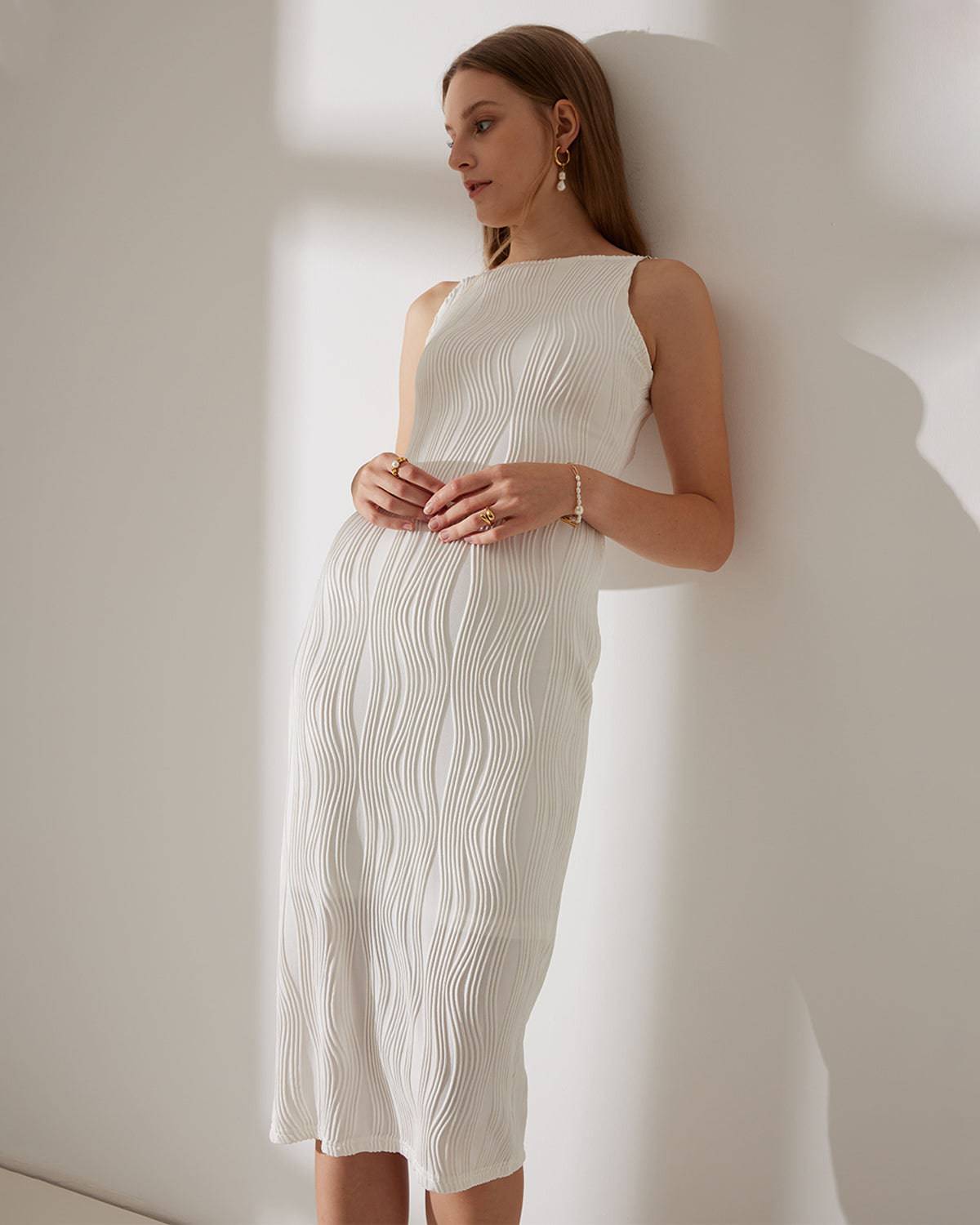 LENA | Sukienka midi z fakturą falowania 5