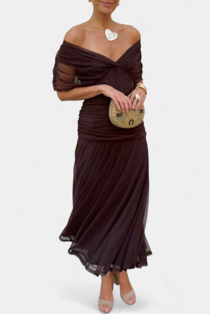 MAGDA – Sukienka – Elegancki detal