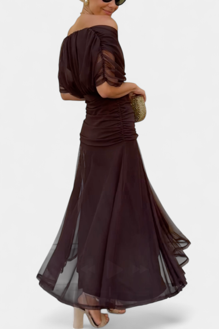 MAGDA – Sukienka – Elegancki detal