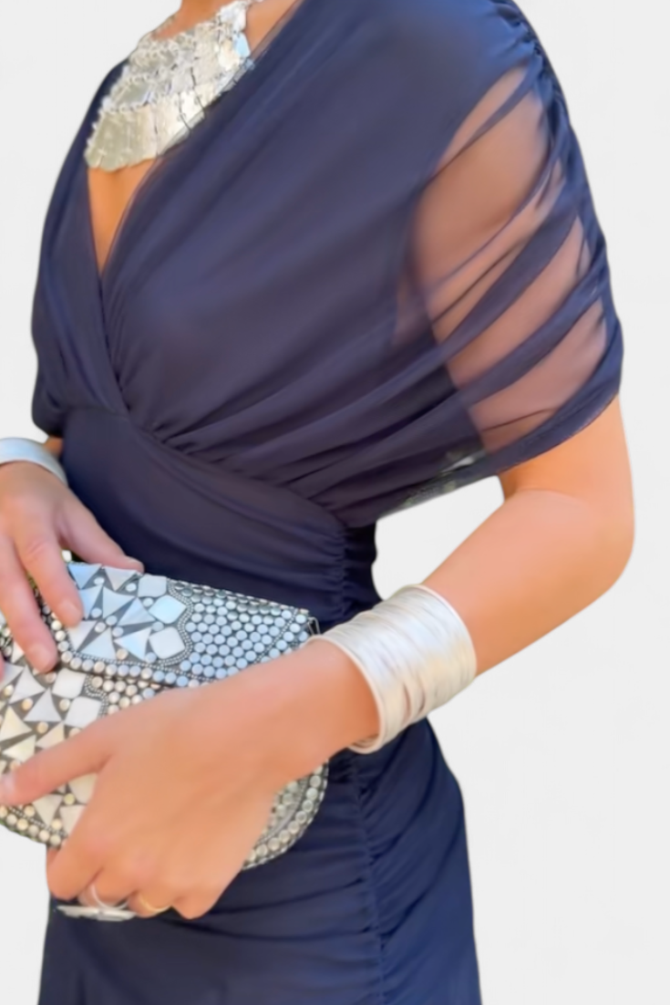 MAGDA – Sukienka – Elegancki detal
